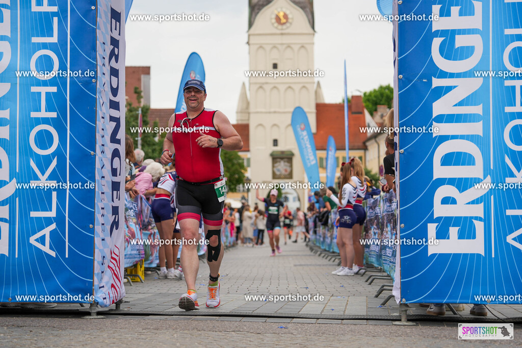 DSC02996 | Stadttriathlon Erding 2025. #yourpictrs #sportshot_your_pictrs @Sportshotphotography #stadttriathlonerding Copyright: www.sportshot.de