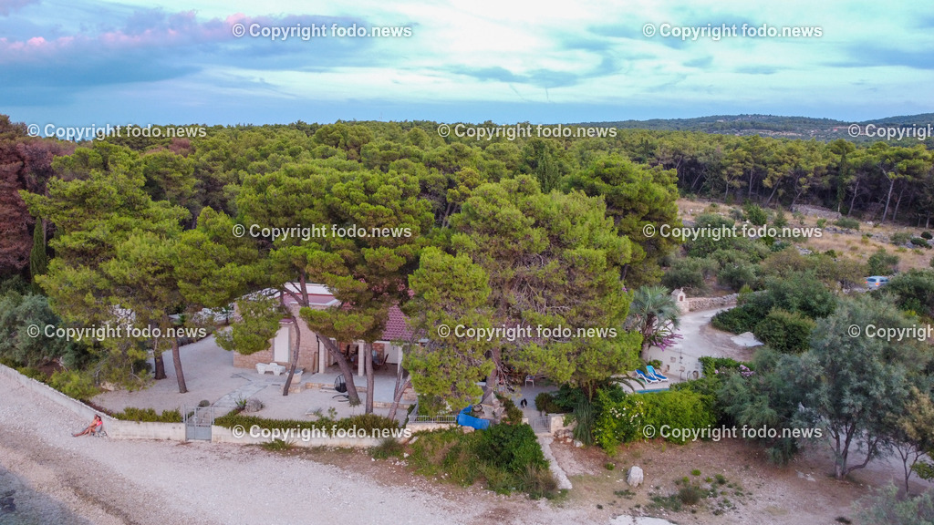 Kroatien_ Strand_ 02.08.2023-7 | DCIM\101MEDIA\DJI_0745.JPG