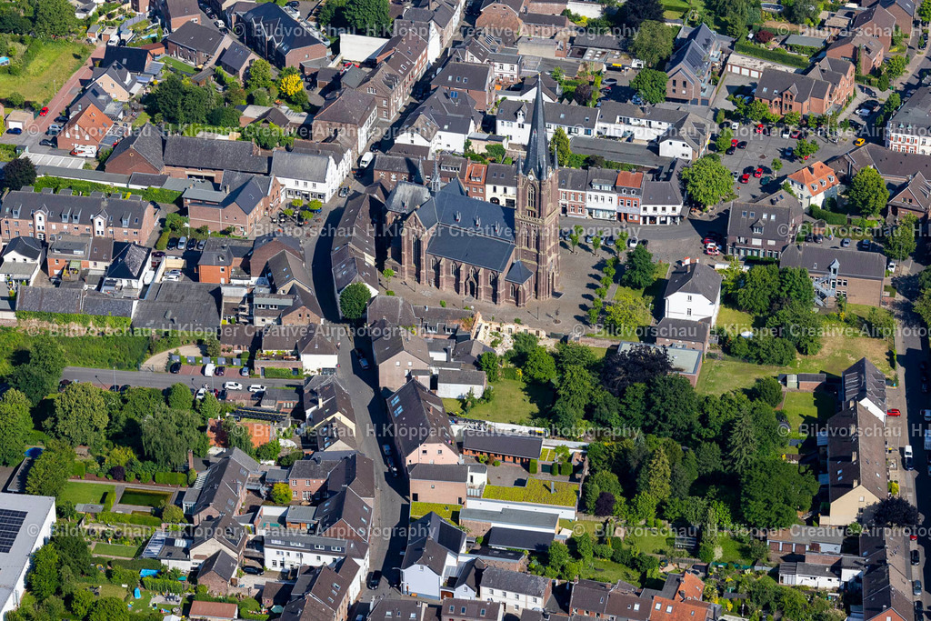 Luftbild Kerken-Aldekerk-4887 | Luftbildfotografie Luftbild Kirchengebäude in Kerken im Bundesland Nordrhein-Westfalen, Deutschland - Realisiert mit Pictrs.com