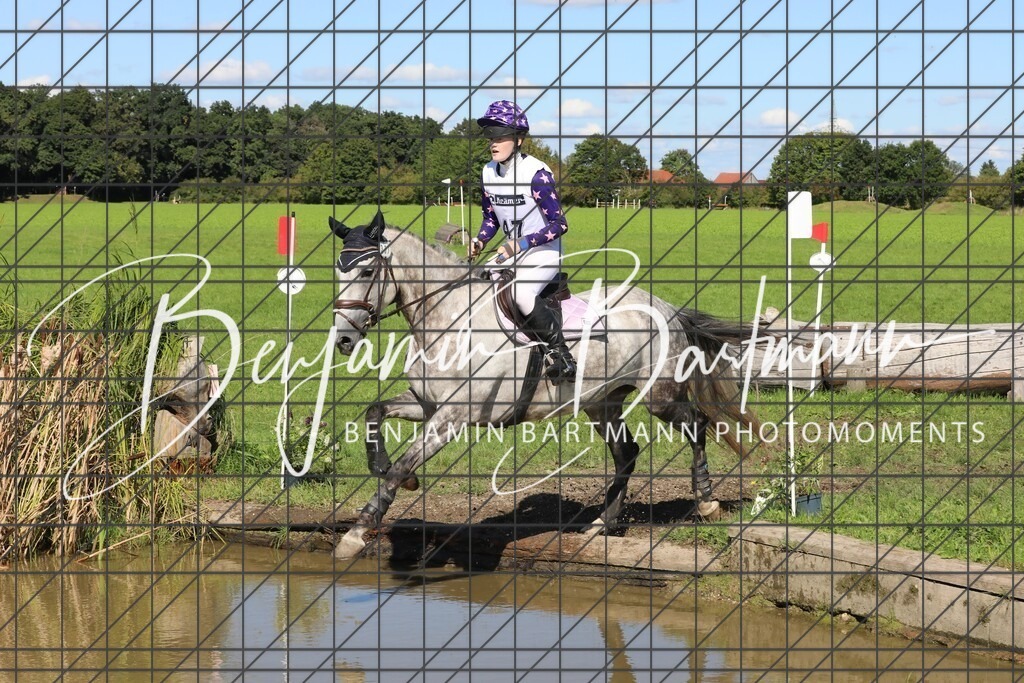 AZ2A0522 | Benjamin Bartmann Photomoments