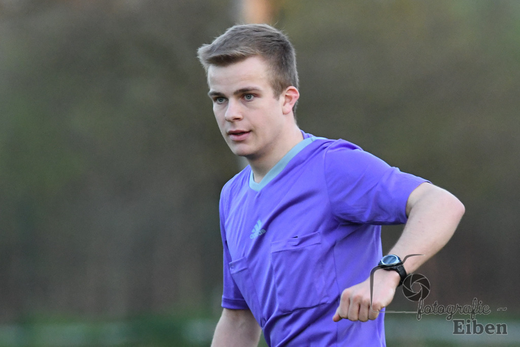 SG FriPe-FC Rastede | Herren Kreisliga; SG FriPe (rot)-FC Rastede (blau) am 21.04.2023; in Petersfehn (A-Platz), Photo: Philip Eiben 2023 - Realisiert mit Pictrs.com