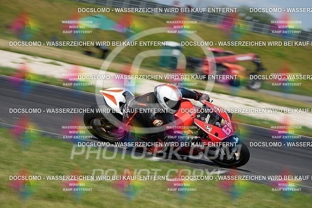 2025_07_19_PBK_26745 | Sportfotografie; SlowMotion; Video; Rennstrecke; Hafeneger; Speer; Racing; RSE; BMW; CBO; Trackday; Motorsportarena; Hockenheimring; Brno; Most; Barcelona; Valencia