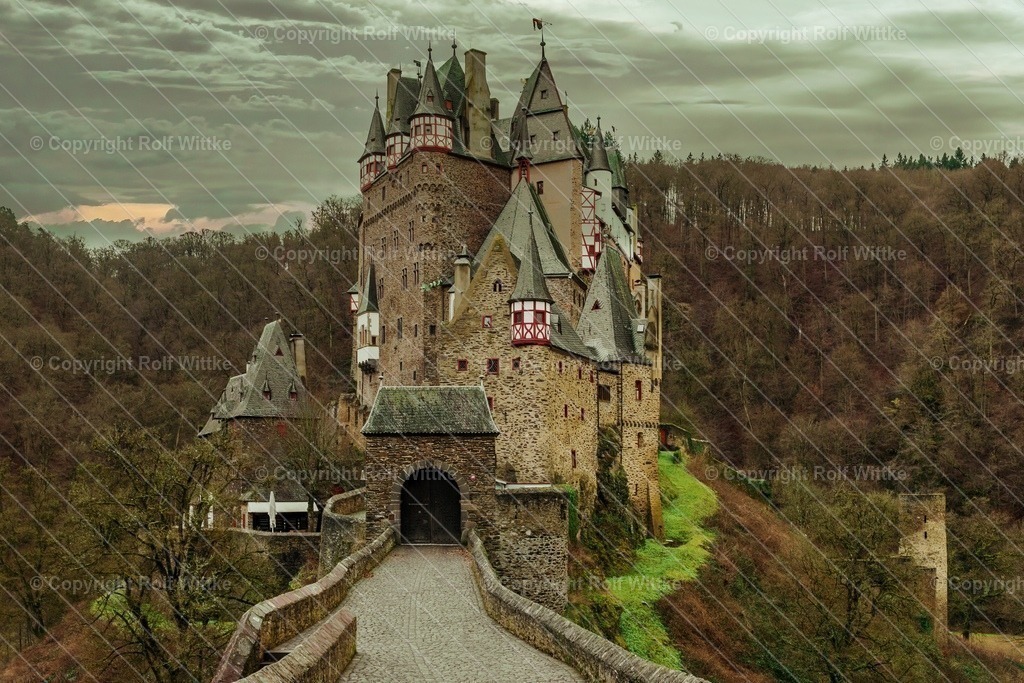eltz | Rolf Wittke  - Realisiert mit Pictrs.com