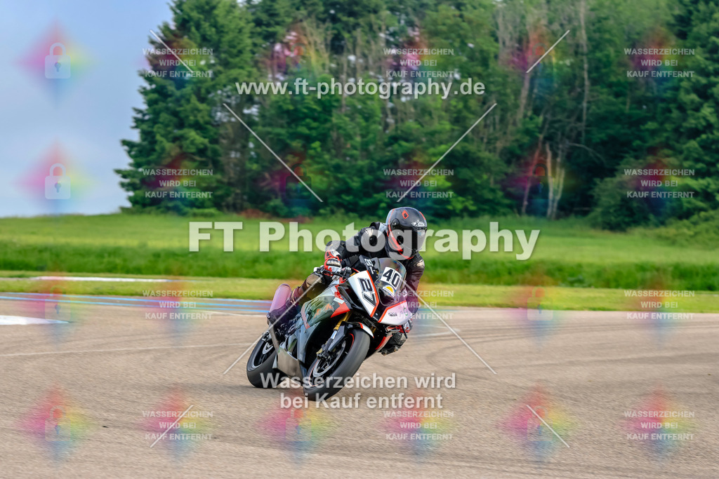 MotoTeam-8180 | Hier findet Ihr Bilder von Touristenfahrten auf der Nürburgring Nordschleife oder von anderen Veranstaltungen die ich besucht habe. Viel Spass beim Durch Schauen 