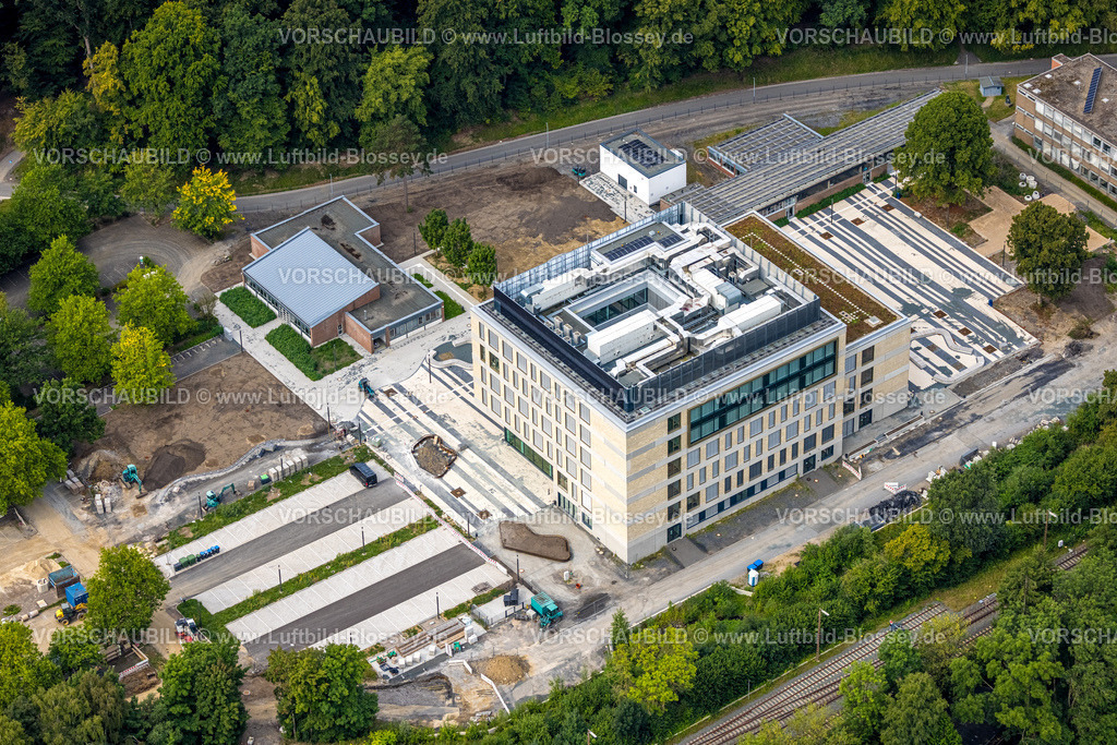 Arnsberg250806134 | Luftbild, Berufskolleg Berliner Platz, Hüsten, Arnsberg, Ruhrgebiet, Nordrhein-Westfalen, Deutschland