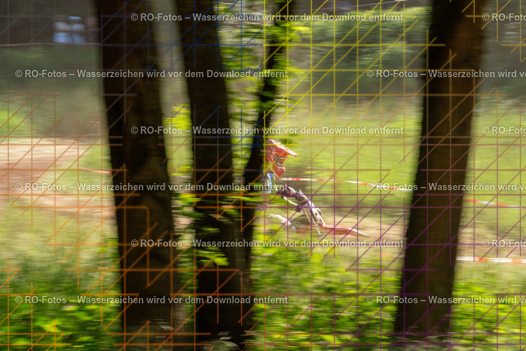 Wolfshausen 3 Lauf -1067 | Sportfotografie von RO-Fotos: Motorsport, Motocross, Enduro, Laufveranstaltungen und Triathlon. Professionelle Fotos von Sportlern und Events. - Realisiert mit Pictrs.com