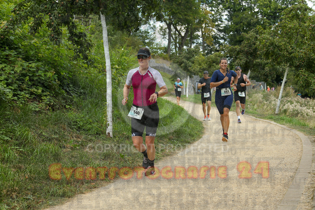 250824_1420_EX1_5869 | Sportfotografie im Rhein-Sieg Kreis, Köln, Bonn, NRW, Rheinland Pfalz, Hessen, etc. Unser Tätigkeitsfeld umfasst den Laufsport vom Volkslauf über den Marathon, Duathlon, Triathon bis zum Ultralauf wie Kölnpfad Ultra oder Schindertrail.