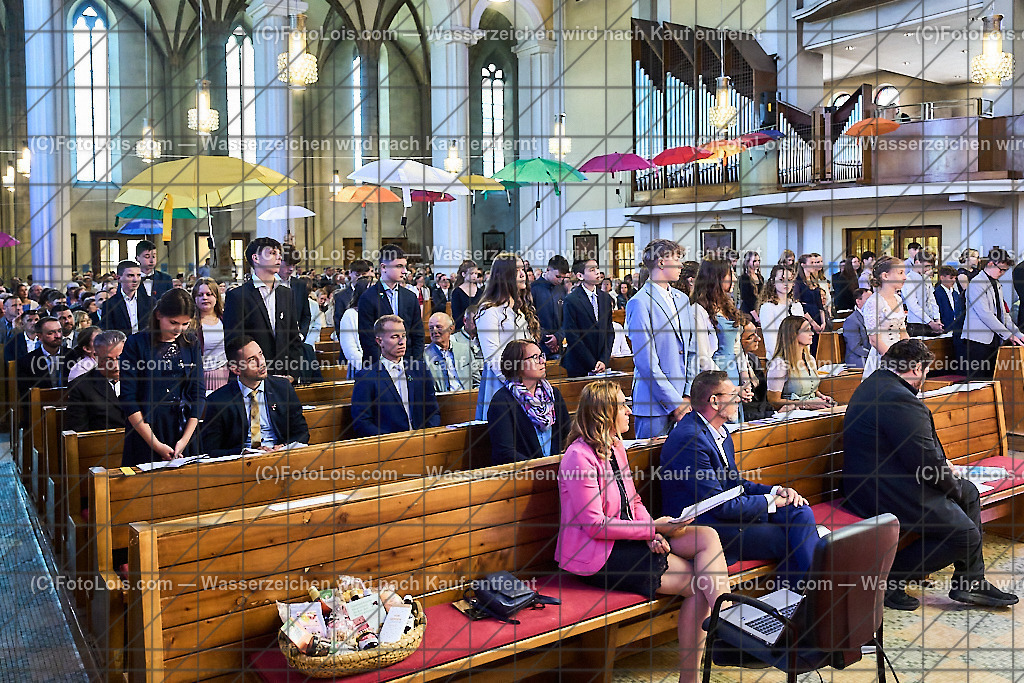ALP0713_PfarrFirmung Wieselburg_Geloebnis | (C)FotoLois.com, Alois Spandl, Firmung in der Pfarrkirche Wieselburg mit Generalvikar Dr. Christoph Weiss, Dechant Pfarrer Daniel Kostrzycki und Monignore Franz Dammerer, Sa 15. Juni 2024.