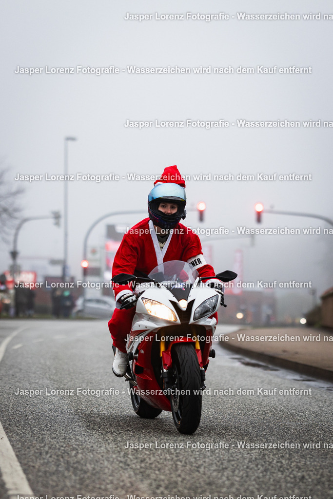 X-Mas Ride I Kiel I 2025 | Jasper Lorenz Fotografie - Realisiert mit Pictrs.com