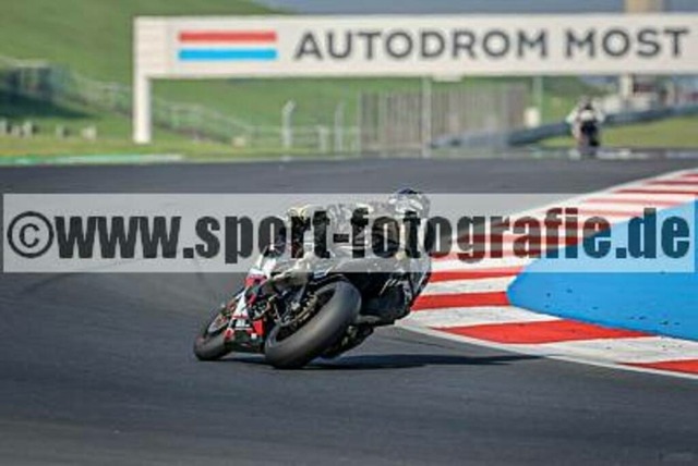 spof9788 | Professionelle Fotos von Sportveranstaltungen, aber auch Hochzeiten und anderen Events. - Realisiert mit Pictrs.com