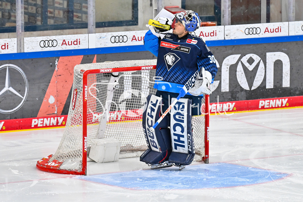 ERC Ingolstadt - Nuernberg Ice Tigers | im Bild ERC Torhueter Christian HELJANKO (ERC Ingolstadt 30) / Einzelfoto / Freisteller / DEL: ERC Ingolstadt - Nuernberg Ice Tigers, Saturn Arena am 21.03.2025