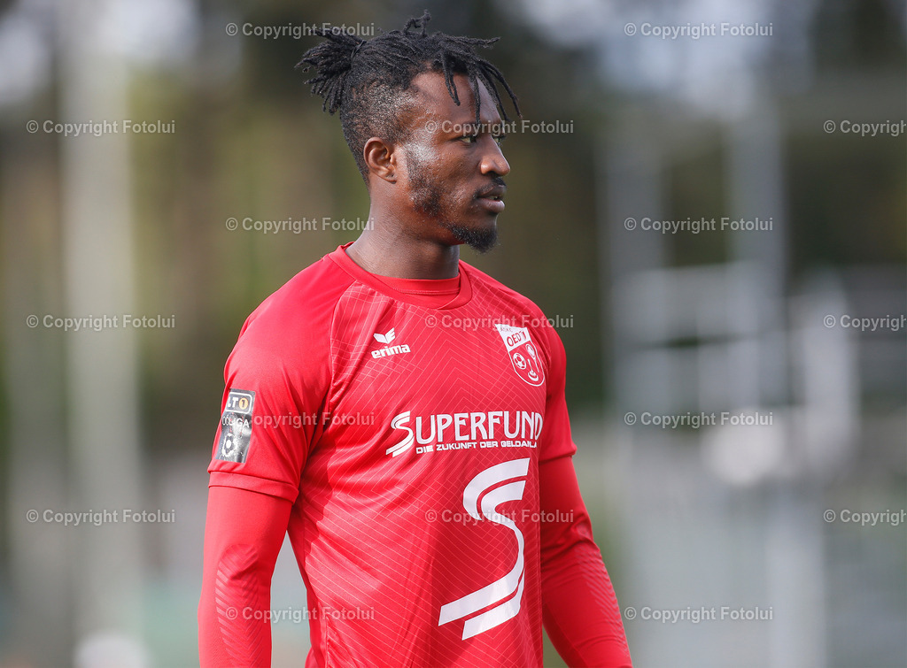 A_LUI_230923_30 | SPORT,FUSSBALL,LT1 OOELIGA ASKOE OEDT-SV ZEBAU BAD ISCHL 29.09.2023 IM BID: ARNE EMMANUEL EZIEKWE  (OEDT) (BAD ISCHL)FOTO:FOTOLUI