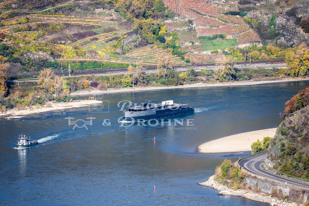 Oceandiva Nova-8631 | Die Oceandiva Nova vor Oberwesel - Realisiert mit Pictrs.com