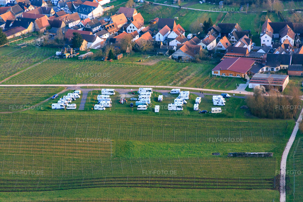 Luftbild: Wohnmobilstellplatz Geiger Dierbach in Dierbach im Bundesland Rheinland-Pfalz in Deutschland. Foto: IMG_086880.jpg vom 26.03.2016 durch Werner Riehm/FLY-FOTO.deWEINHAUS-GEIGER.DE