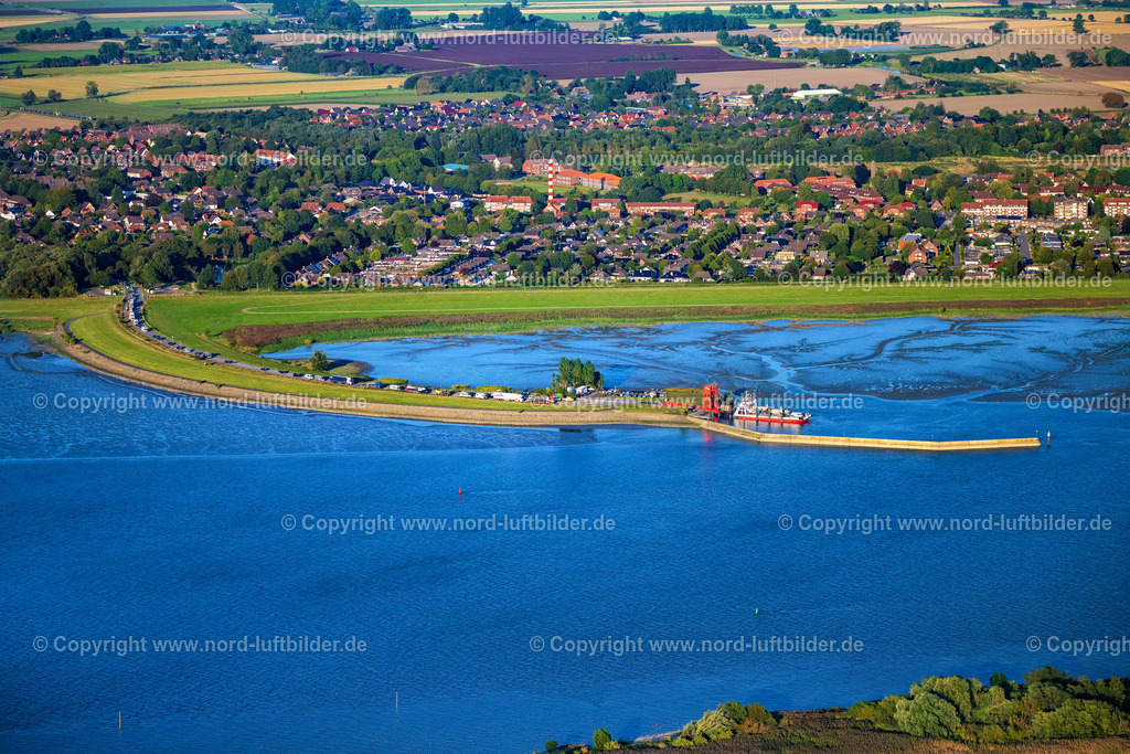 Glückstadt_Fährhafen_FRS_Elbfähren_ELS_4850280824 | GLüCKSTADT 28.08.2024 Fähr- Hafenanlagen an der Elbe in Glückstadt mit der Elbfähre "Glückstadt" im Bundesland Schleswig-Holstein, Deutschland. Weiterführende Informationen bei: Elbfähre Glückstadt Wischhafen GmbH & Co. // Ferry port facilities on the Elbe in Glueckstadt with the Elbe ferry "Glueckstadt" in the state Schleswig-Holstein, Germany. Further information at: Elbfaehre Glueckstadt Wischhafen GmbH & Co. Foto: Martin Elsen
