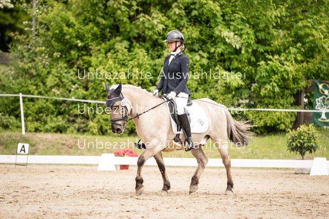 Bad_Meinberg_08917 | saradresslerfotografie - Realisiert mit Pictrs.com