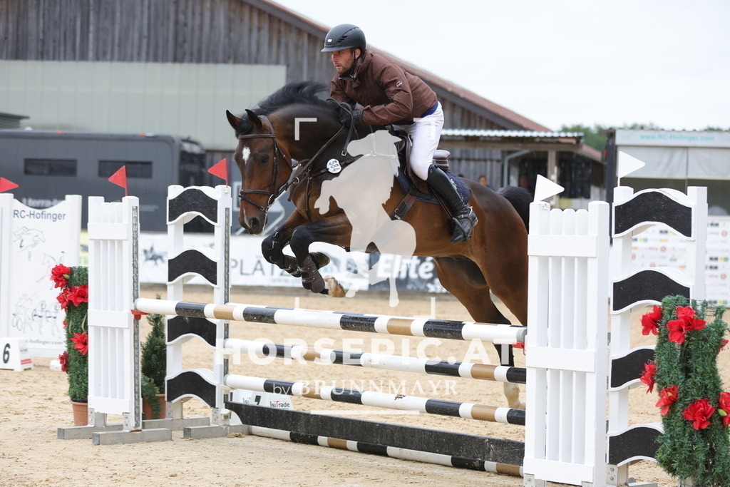 0P6A1500 | Willkommen bei Brunnmayr - Design & Fotografie – Ihrem Spezialisten für Reitturniere und Pferdeveranstaltungen in Oberösterreich, Salzburg und Bayern! Seit über 17 Jahren sind wir leidenschaftlich dabei.