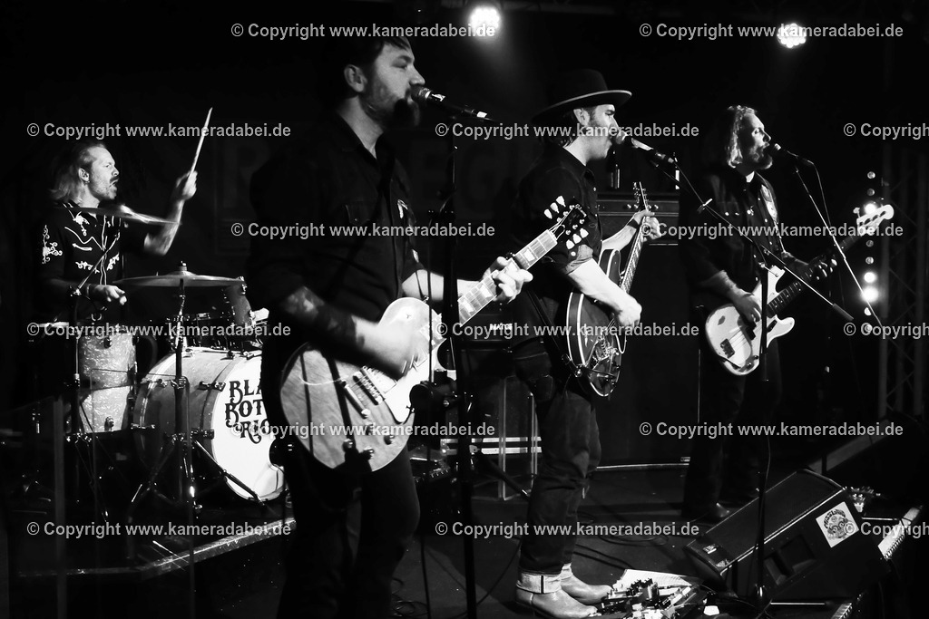 Konzert : Black Bottle Riot am 14.11.2025 im Rare Guitar in Münster | Konzert : Black Bottle Riot am 14.11.2025 im Rare Guitar in Münster - Realisiert mit Pictrs.com