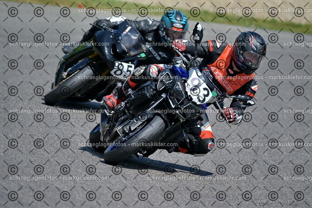 26BT02-1679 | markuskiefer.com - Realisiert mit Pictrs.com