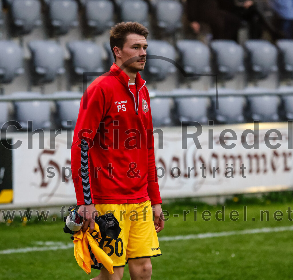 2024-04-05_003_FC_Schwaig_gegen_SV_Pullach | Oberding, Deutschland, 05.04.2024:
Fußball, Landesliga Südost 2023 / 2024, 28. Spieltag, FC Schwaig gegen SV Pullach, Endergebnis: 2:0

Torwart Philipp Strunk (FC Schwaig, #30)

Foto: Christian Riedel / fotografie-riedel.net