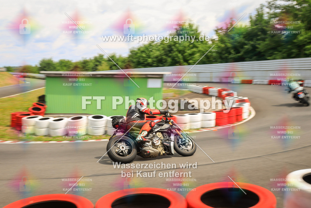 _DSK2830 | Hier findet Ihr Bilder von Touristenfahrten auf der Nürburgring Nordschleife oder von anderen Veranstaltungen die ich besucht habe. Viel Spass beim Durch Schauen 