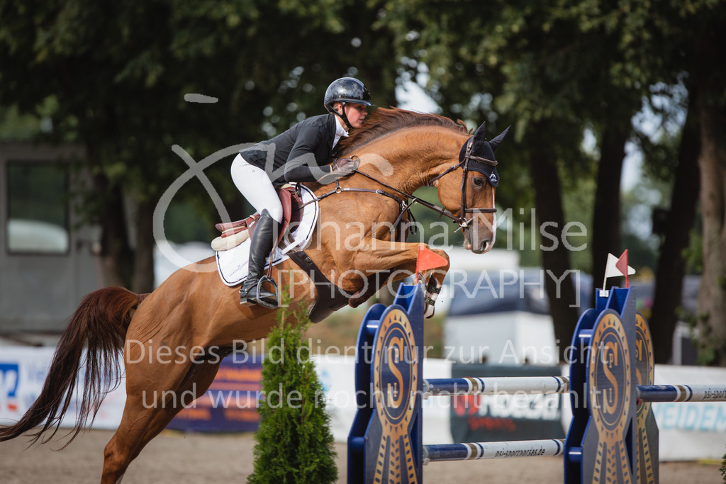 220705_Mühlen_M-Spr-717 | Late Entry Mühlen
05.07.2022
Springprüfung Kl.M*
6-8jährige Pferde
