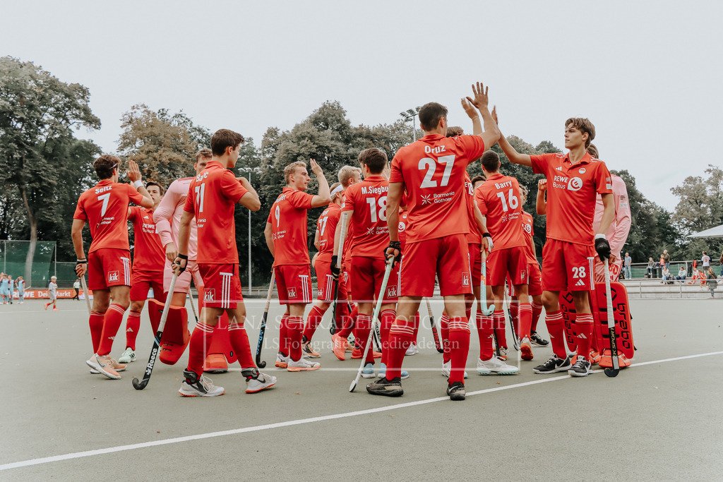 Herren_Bundesliga_02_F_RWK-UHC_21.09.25_Köln (111 von 471) | lanaschraderfotografie - Realisiert mit Pictrs.com