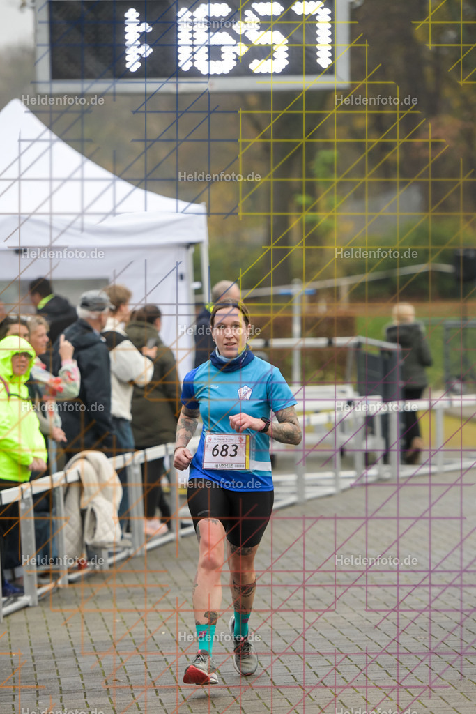 Neusser Erftlauf 2025  | 15km Neusser Erftlauf 2025 Foto: Heldenfoto.de