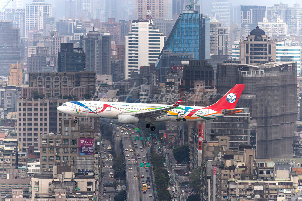 20241208-822A8816 Kopie | Buy high-quality aviation and travel photography prints by professional photographer Timo Breidenstein. Authentic images, professionally printed, worldwide shipping. - Realisiert mit Pictrs.com