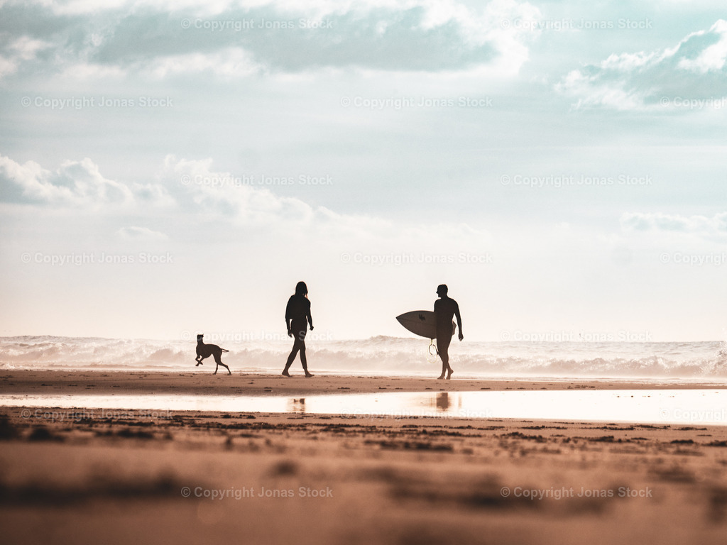 The three musketeers.  | My friends and Tala at the portuguese westcoast.  - Realisiert mit Pictrs.com