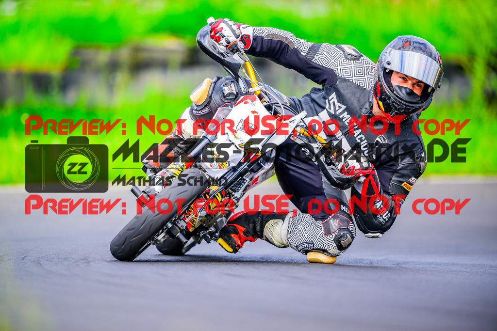 MaZZes_FotoMatrix_240604_6007705_2374 | Fotograf Mathias Schmid
Sportfotograf,
Eventfotograf,
Hochzeitsfotograf,
Portraitfotograf