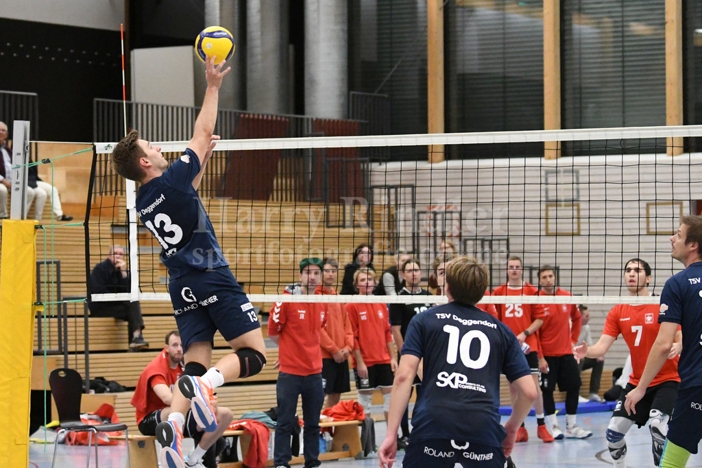 TSV 1861 Deggendorf : MTV München II | Tim Hartmann  (TSV Deggendorf Volleyball  #13) - Realisiert mit Pictrs.com