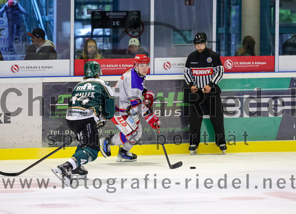 2025-09-14_043_TSV_Erding_gegen_EC_Peiting | Erding, Deutschland, 14.09.2025:Eishockey, Oberliga Süd 2025 / 2026, Testspiel, TSV Erding gegen EC Peiting, Endergebnis: 2:3Foto: Christian Riedel / fotografie-riedel.net