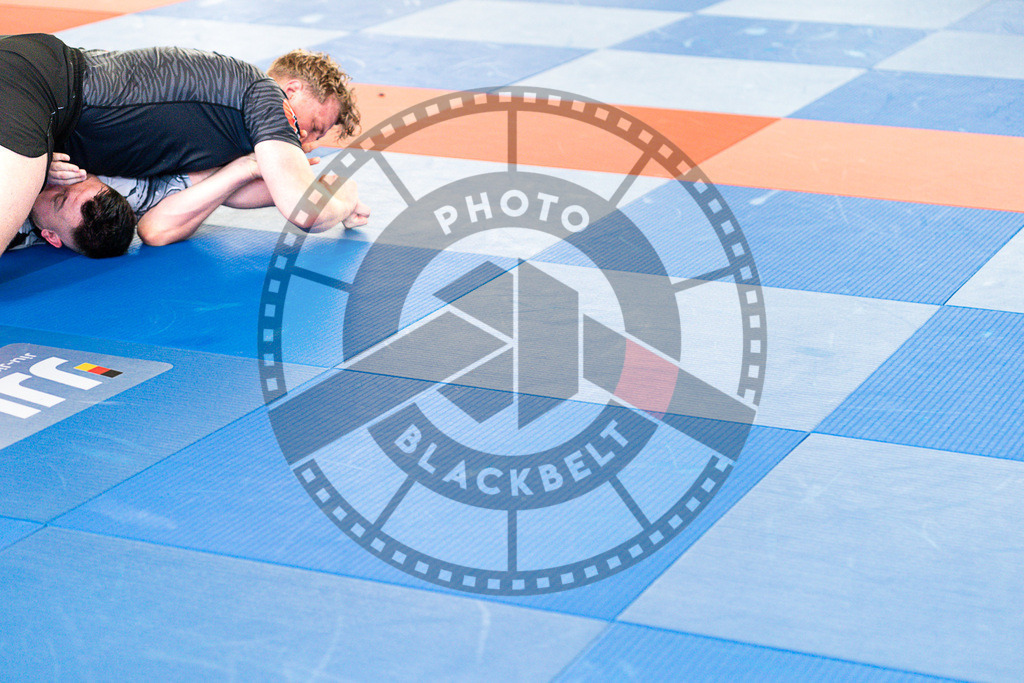 20250510PBB2658 | Athletes compete during the JJLG Berlin Open Jiu-Jitsu Championship on May 10, 2025 in Berlin, Germany. © Chiara Dazi / photoblackbelt