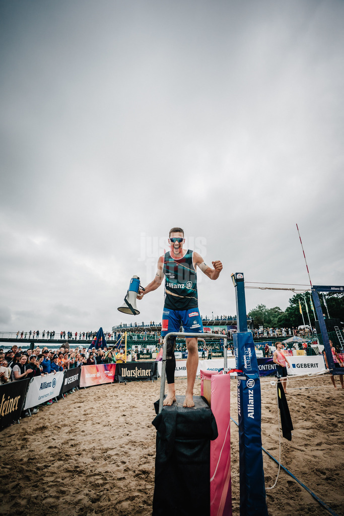 Beachvolleyball | Männer | Deutsche Meisterschaften 2025 Timmendorfer Strand | 05.09.2025 | David Poniewaz verabschiedet sich nach seinem letzten Spiel seiner Karriere