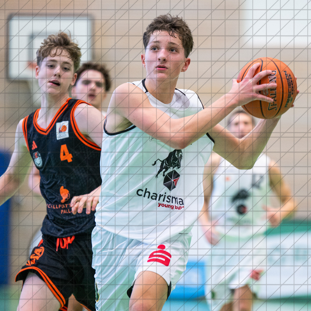 JBBL Vorrunde Gruppe 2 25/26 | Spieltag 01 | Charisma Young Bulls vs. Rasta Vechta | 12.10.25: JBBL Vorrunde Gruppe 2 25/26 | Spieltag 01 | Charisma Young Bulls vs. Rasta Vechta / Osnabrück / Deutschland  //   CREDIT:www.bullenfotos.de, Martin König, Hörner Weg 40, D-49078 Osnabrück, +4917663732967 // Nutzung und Weitergabe nur zu den vereinbarten Zwecken. Presseanfragen an Ersteller. Alle Rechte beim Ersteller. Honorierung nach MFM. - Realisiert mit Pictrs.com