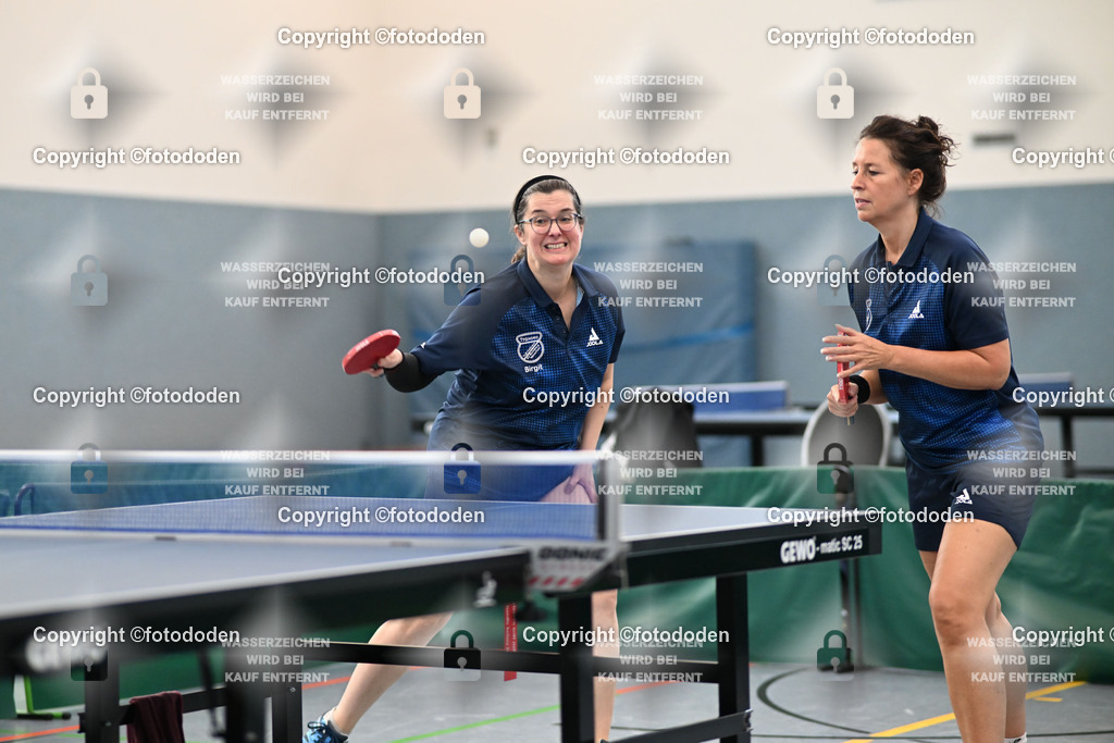 DSC_0193 | Liane Frerichs-Janssen (rechts) mit Birgit Schubert (links)