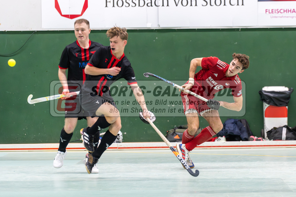 SFE_20251213_0119 | Köln, Deutschland, 13.12.2025:  Hockey 1. Bundesliga Herren Rot-Weiss - DSD Düsseldorf im KTHC Stadion Rot-Weiss Köln Tennis and Hockey Club am 13.12.2025 in Köln, Deutschland. (Foto von Fehrmann)Köln, Germany, 13.12.2025: Hockey 1. Bundesliga Herren Rot-Weiss - DSD Düsseldorf in KTHC Stadion Rot-Weiss Köln Tennis and Hockey Club at 13.12.2025 in Köln, Deutschland. (Foto from Fehrmann)