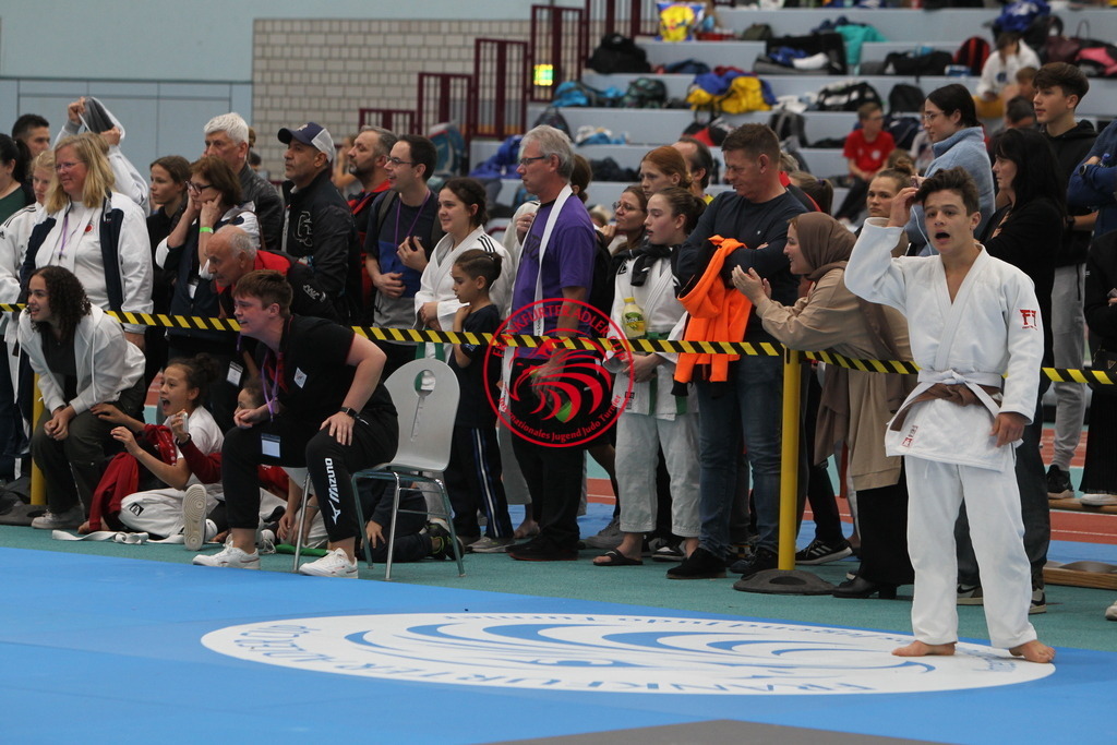 JT6F9061 | Fotos vom Adler Cup - Pictures from Adler Cup

Hier findet Ihr alle Eindrücke und großen Momente der Adler Cup Wochenenden. Here you will find all impressions and great moments of the Adler Cup weekends. - Realisiert mit Pictrs.com