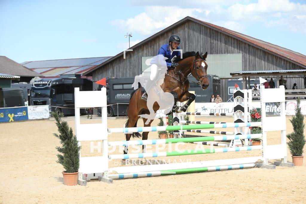 DL2Q6698 | Willkommen bei Brunnmayr - Design & Fotografie – Ihrem Spezialisten für Reitturniere und Pferdeveranstaltungen in Oberösterreich, Salzburg und Bayern! Seit über 17 Jahren sind wir leidenschaftlich dabei.