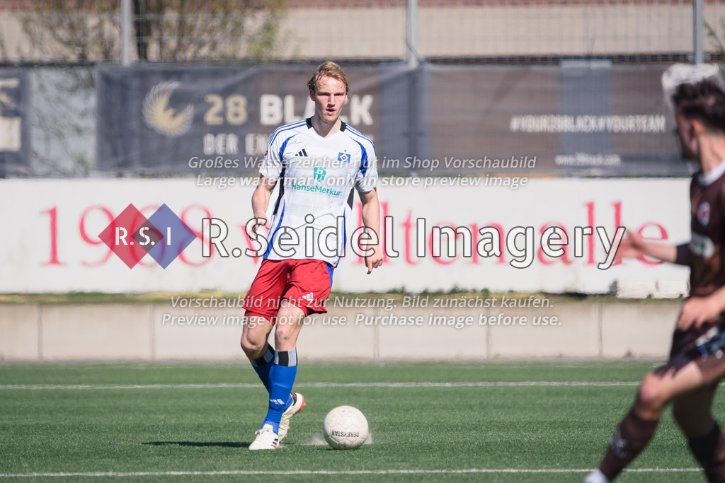 RS-1-105972 | Lukas Leonard Bornschein (#4, HSV)