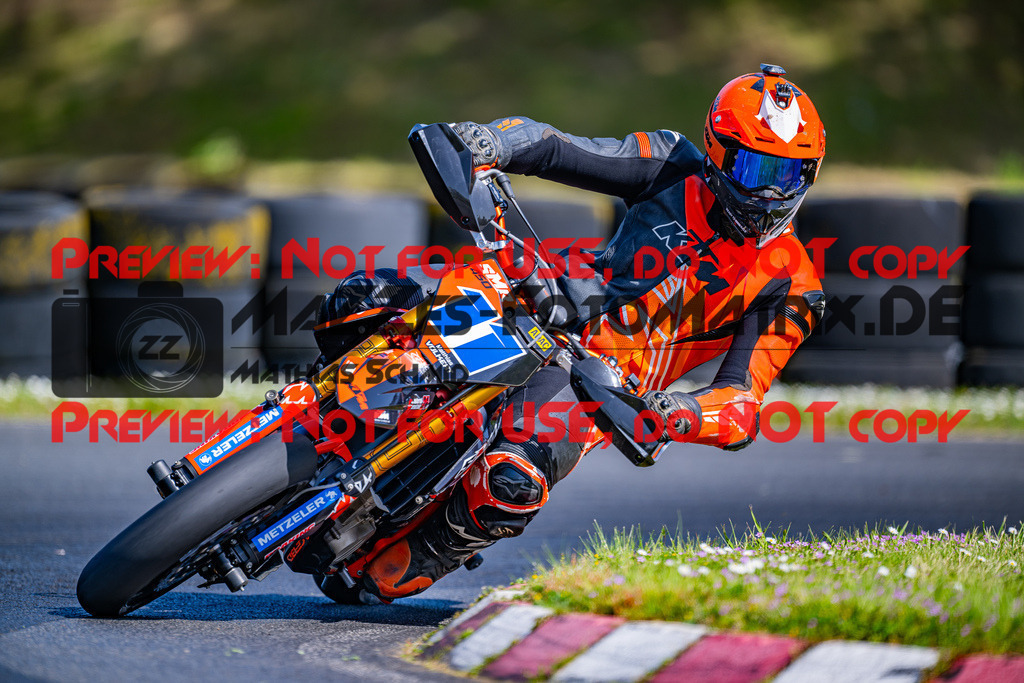 MaZZes_FotoMatrix_240430_6007705_0735 | Fotograf Mathias Schmid
Sportfotograf,
Eventfotograf,
Hochzeitsfotograf,
Portraitfotograf