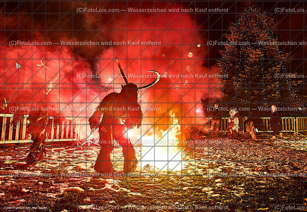 ALP5176_WIESELBURGER ADVENT_Perchtenlauf | (C)FotoLois.com, Alois Spandl, WIESELBURGER ADVENT, Perchtenlauf, So 10. Dez. 2023.