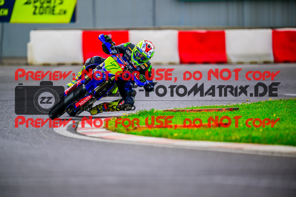 MaZZes_FotoMatrix_240609_6007705_8498 | SWISS S1