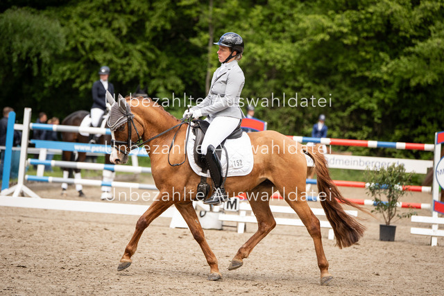 Bad_Meinberg_03869 | saradresslerfotografie - Realisiert mit Pictrs.com