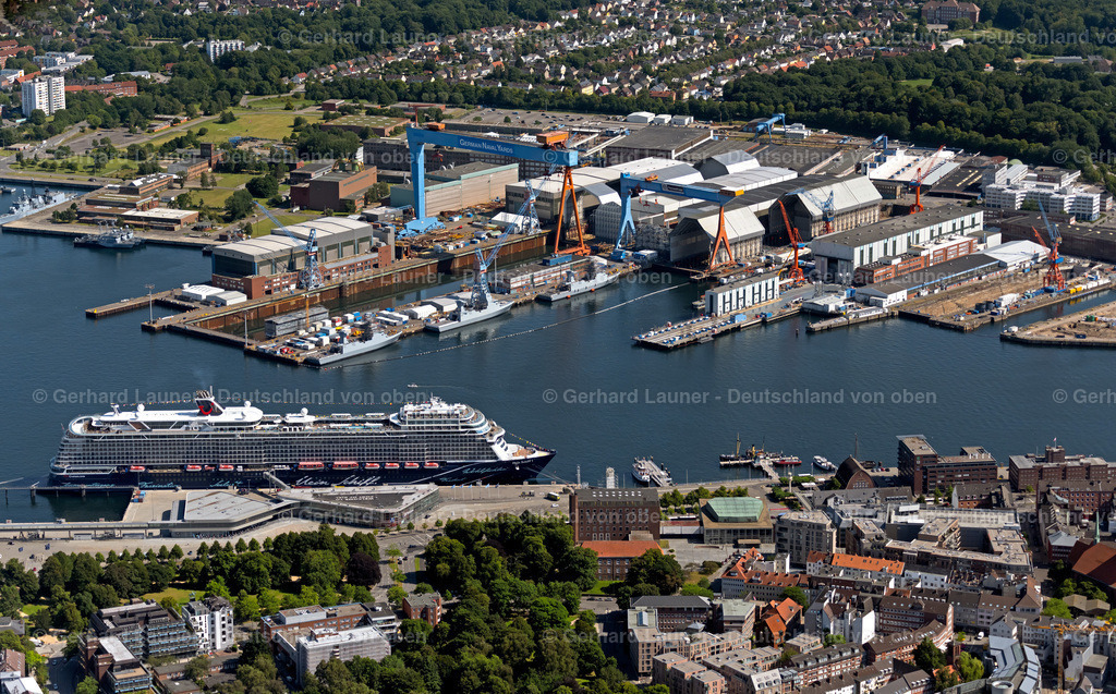 4037977 | KIEL 07.08.2020 Werftgelände der ThyssenKrupp Marine Systems GmbH in Kiel im Bundesland Schleswig-Holstein. Weiterführende Informationen bei: ThyssenKrupp Marine Systems GmbH. // Shipyard - site of the ThyssenKrupp Marine Systems GmbH in Kiel in the state Schleswig-Holstein. Further information at: ThyssenKrupp Marine Systems GmbH. Foto: Gerhard Launer