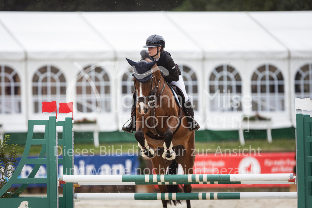 240712_BHO_A2-Springen-2-232 | Deine schönsten Turniermomente als professionelle Fotos! Entdecke hochwertige Pferdesport-Fotografie im Online-Shop. Jetzt Fotos finden & bestellen!