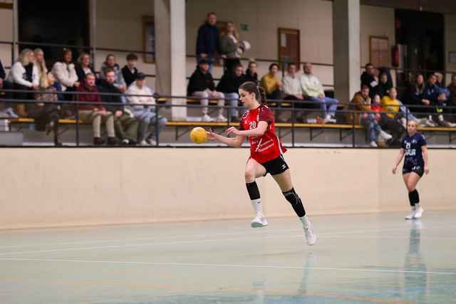 Handball I Damen I Saison 2025-2026 I Verbandsliga Süd I HSG Kalkberg 06 - MTV Dänischenhagen I 14.12.2025.45 | Julia Dütschke (20, MTV Dänischenhagen) - Realisiert mit Pictrs.com