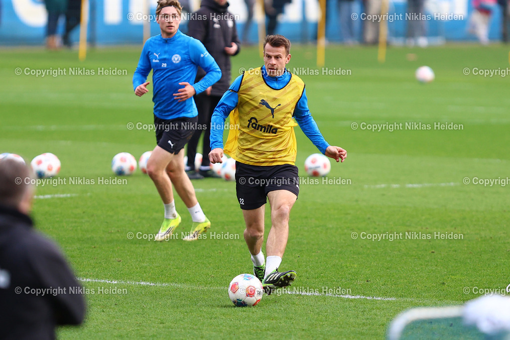 NH_HolsteinKiel_Training_17032026 | #22 Stefan Schwab (Holstein Kiel)Fußball I Herren I Training I Saison 2025-2026 I Holstein Kiel I 17.03.2026 I Citti-Fußballpark