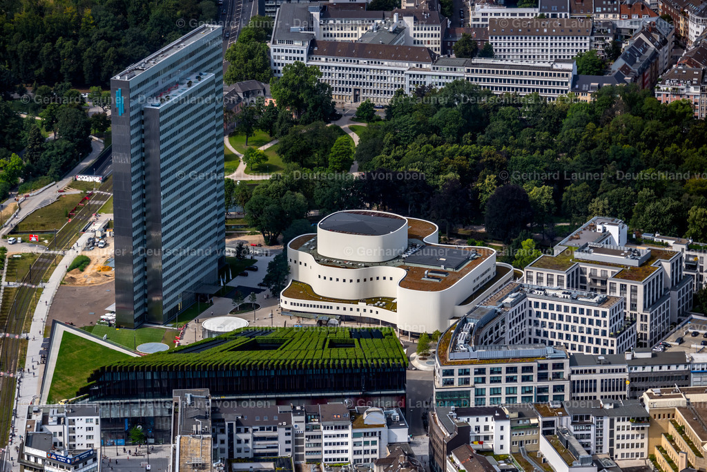 4049431 | Begrüntes Haus, Geschäfts- und Büro-Anlage „Kö-Bogen 2“